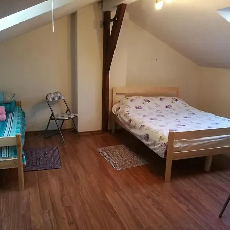 Hostel Maksian *